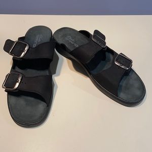Clarks Springs Black Sandals